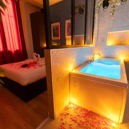 Lejlighed Loft Climatise - Proche De La - Jacuzzi - Centre *