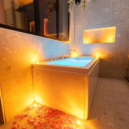 Loft Climatise - Proche De La - Jacuzzi - Centre *