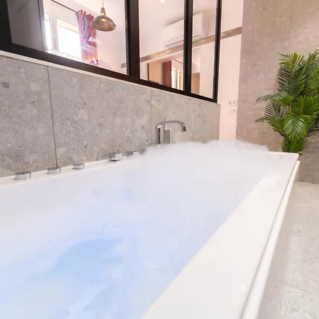 Centre - Loft - Balneo 1 Apartman *