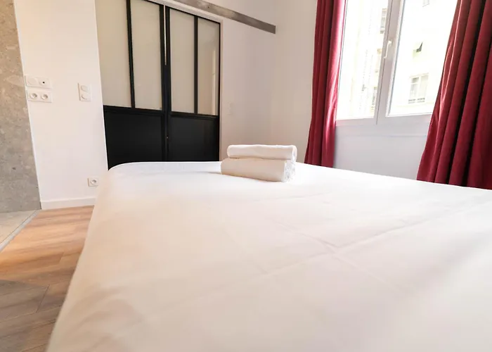 Centre - Loft - Balneo 1 شقة نيس